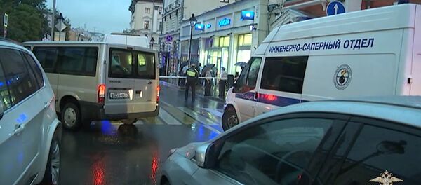 Полиция освободила заложников в московском банке. Кадры с места ЧП - Sputnik Беларусь