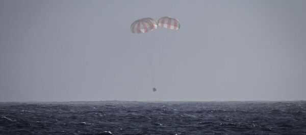 Приводнение аппарата Dragon - Sputnik Беларусь