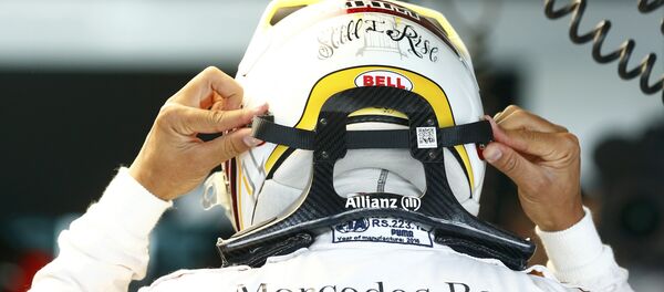 Пилот команды Мерседес британец Льюис Хэмилтон - Sputnik Беларусь