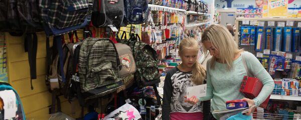 Подготовка школьников к новому учебному году Подготовка школьников к новому учебному году - Sputnik Беларусь