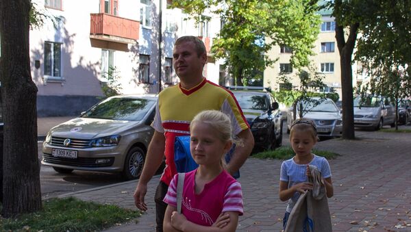 Владимир Зеленовский с детьми - Sputnik Беларусь