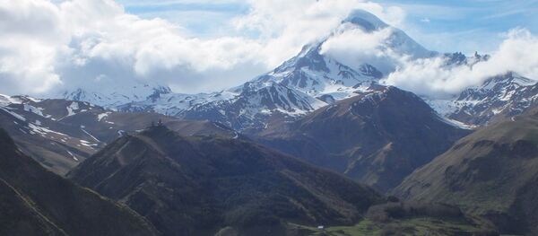 Гора Казбек в Грузии - Sputnik Беларусь