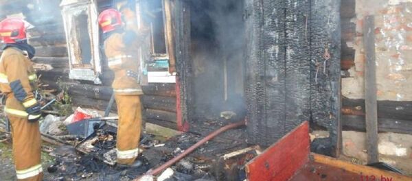 Спасатели на месте пожара в Бобруйском районе - Sputnik Беларусь