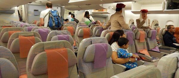 Салон самолета компании Emirates - Sputnik Беларусь