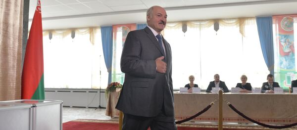 Прэзідэнт Беларусі Аляксандр Лукашэнка Прэзідэнт Беларусі Аляксандр Лукашэнка - Sputnik Беларусь