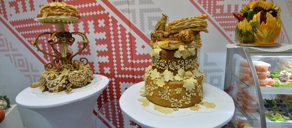 Буфет на избирательном участке в университете физкультуры в Минске - Sputnik Беларусь