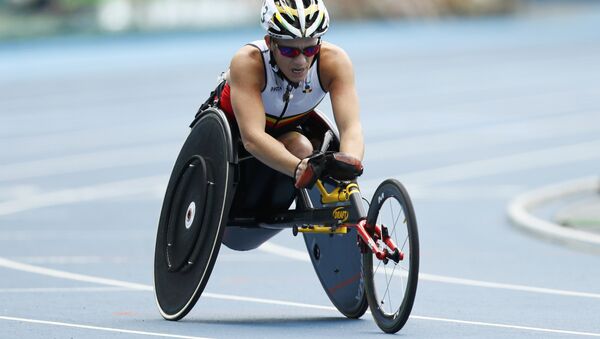 Серебряный призер Паралимпийских игр в Рио-де-Жанейро в гонках на колясках (класс T52, 400 м) бельгийка Марике Верворт - Sputnik Беларусь