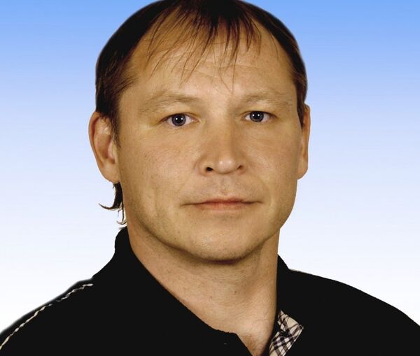 Эта фотография Девяткина размещена на сайте ДЮСШ города Поронайска, где он до недавних пор тренировал детей. Эта фотография Девяткина размещена на сайте ДЮСШ города Поронайска, где он до недавних пор тренировал детей. - Sputnik Беларусь