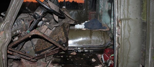 Кабина перевернувшегося УАЗа - Sputnik Беларусь