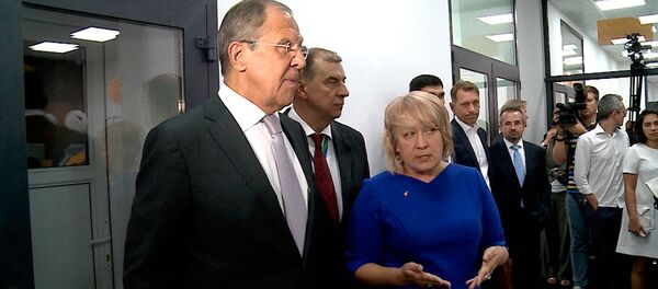 Глава МИД России Лавров поздравил коллектив Sputnik Кыргызстан с открытием центра - Sputnik Беларусь