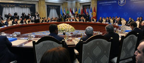 Президент РФ В. Путин принял участие в заседании Совета глав государств – участников СНГ Президент РФ В. Путин принял участие в заседании Совета глав государств – участников СНГ - Sputnik Беларусь
