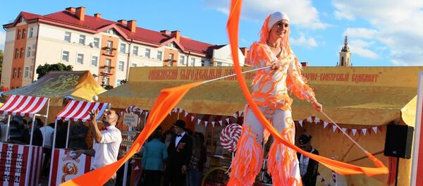 На фестивале, архивное фото На фестивале, архивное фото - Sputnik Беларусь