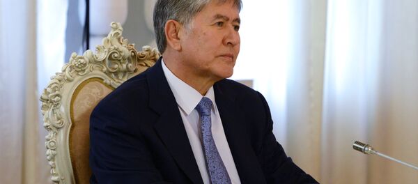 Президент Кыргызстана Алмазбек Атамбаев - Sputnik Беларусь