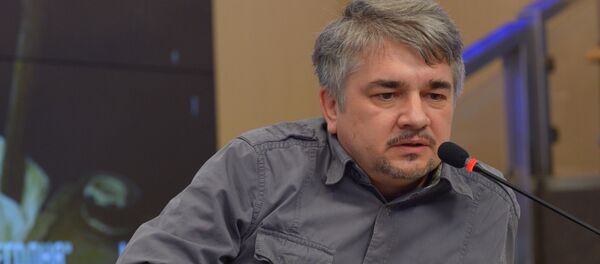 Президент Центра системного анализа и прогнозирования  Ростислав Ищенко - Sputnik Беларусь