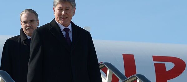 Президент Кыргызстана Алмазбек Атамбаев, архивное фото Президент Кыргызстана Алмазбек Атамбаев, архивное фото - Sputnik Беларусь