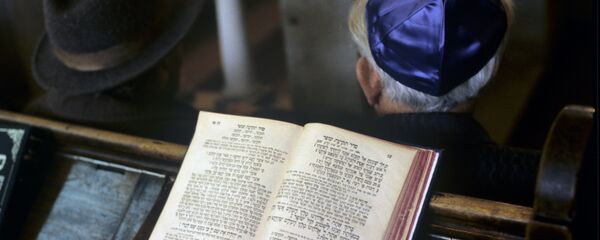 В синагоге - Sputnik Беларусь