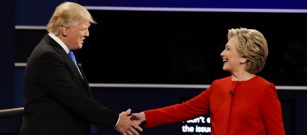 Дональд Трамп и Хиллари Клинтон перед теледебатами - Sputnik Беларусь