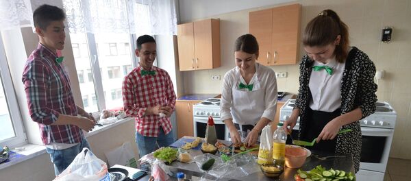 Кулинарная битва в Студгородке БГУ - Sputnik Беларусь