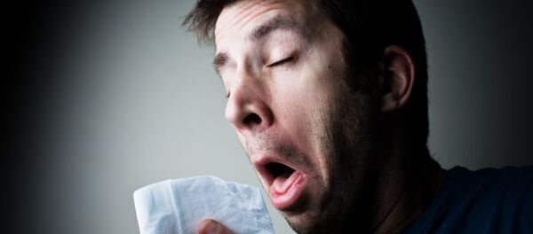 Человек чихает Человек чихает - Sputnik Беларусь