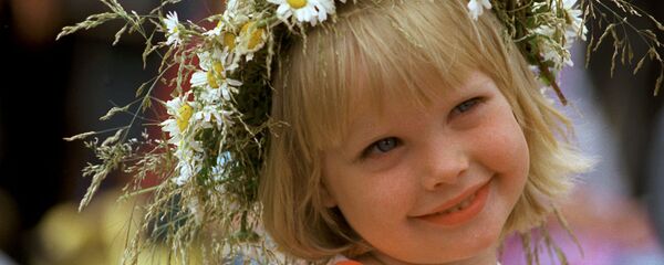 Девочка улыбается - Sputnik Беларусь