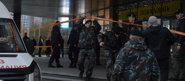 ОМОН на месте происшествия ОМОН на месте происшествия - Sputnik Беларусь