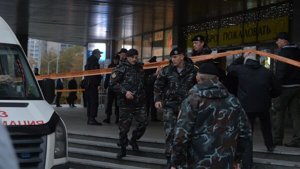 Милиция на месте нападения в ТРЦ Новая Европа, архивное фото - Sputnik Беларусь