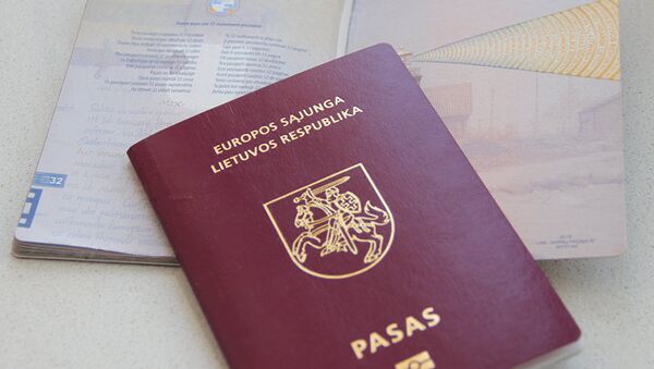Литовские паспорта, архивное фото - Sputnik Беларусь