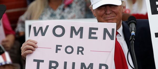 Кандидат в президенты США от Республиканской партии Дональд Трамп на предвыборном митинге - Sputnik Беларусь