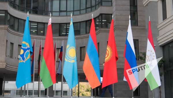 Флаги стран-участниц ОДКБ, архивное фото - Sputnik Беларусь