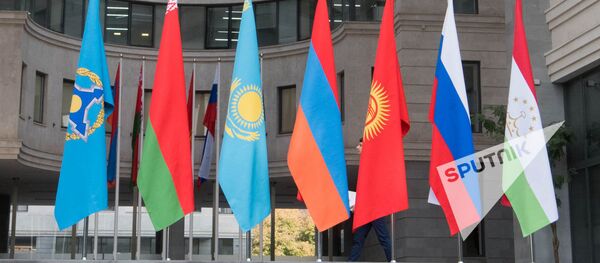 Флаги стран-участниц ОДКБ, архивное фото - Sputnik Беларусь