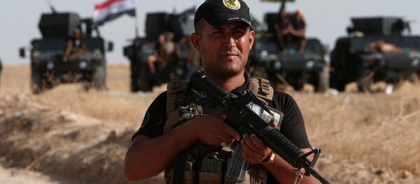 Боец курдского ополчения  на подступах к Мосулу - Sputnik Беларусь