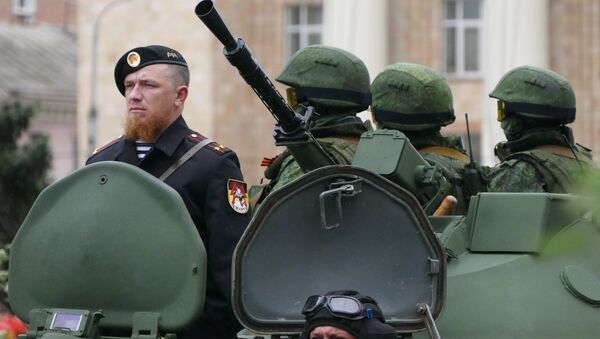 Арсений Павлов (Моторола) во время репетиции военного парада в Донецке, архивное фото - Sputnik Беларусь