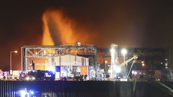 Взрыв и пожар на химическом заводе BASF в Германии - Sputnik Беларусь