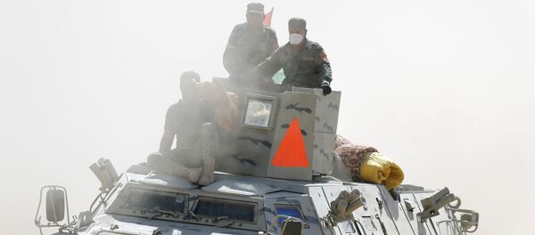 Иракская армия во время операции по взятию Мосула - Sputnik Беларусь