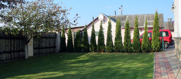 Внутренний дворик одной из белорусских агроусадеб - Sputnik Беларусь