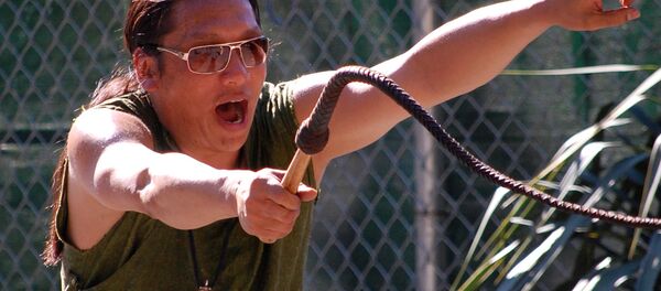 Мужчина с плетью, архивное фото - Sputnik Беларусь