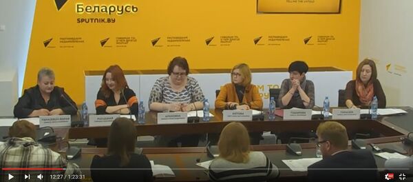 Белорусские наниматели боятся беременных и пожилых женщин Белорусские наниматели боятся беременных и пожилых женщин - Sputnik Беларусь