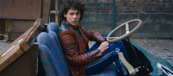 Кадр из фильма Микроб и бензин - Sputnik Беларусь