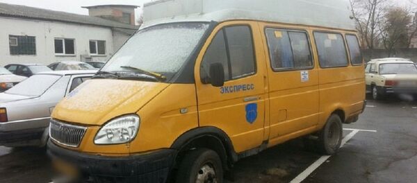 Маршрутное такси на штрафстоянке - Sputnik Беларусь