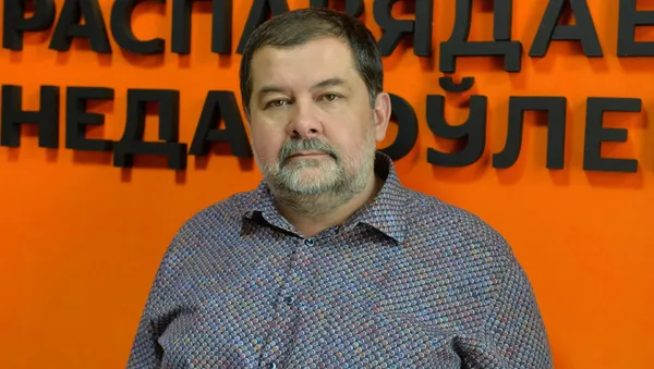 Писатель-фантаст Сергей Лукьяненко - Sputnik Беларусь