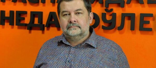 Пісьменнік-фантаст Сяргей Лук'яненка Пісьменнік-фантаст Сяргей Лук'яненка - Sputnik Беларусь