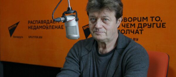 Певец, музыкант, участник ансамбля Белорусские песняры Валерий Дайнеко - Sputnik Беларусь