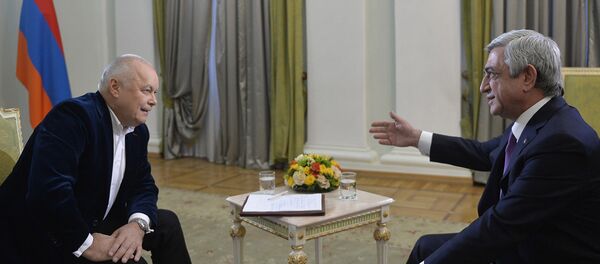 Президент Армении Серж Саргсян желает Sputnik Армения стать самым мощным инструментом распространения собственных идей и честной информации - Sputnik Беларусь