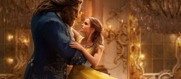 Кадр из фильма Красавица и чудовище - Sputnik Беларусь