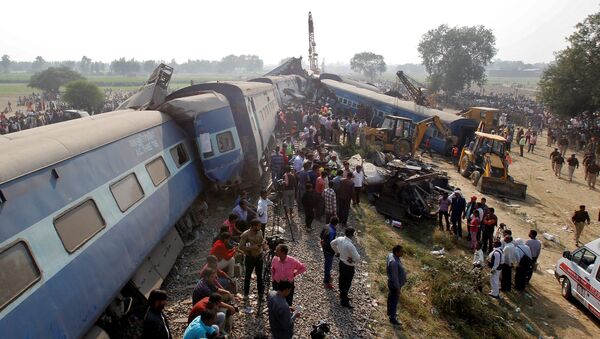 Крушение поезда в Индии - Sputnik Беларусь