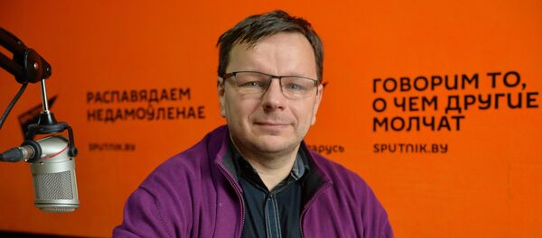 Пісьменнік Андрэй Жвалеўскі Пісьменнік Андрэй Жвалеўскі - Sputnik Беларусь