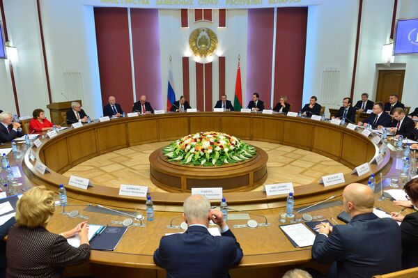 В ходе заседания коллегий была дана позитивная оценка текущему уровню белорусско-российского сотрудничества в различных сферах - Sputnik Беларусь