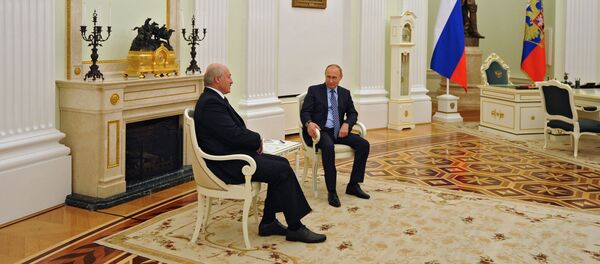 Рабочая встреча президента РФ В. Путина с президентом Беларуси А. Лукашенко Рабочая встреча президента РФ В. Путина с президентом Беларуси А. Лукашенко - Sputnik Беларусь