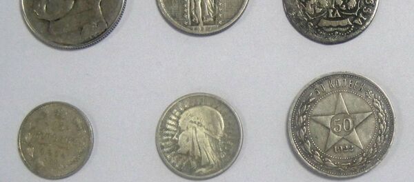 Монеты, изъятые на границе - Sputnik Беларусь