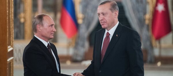 Президент РФ Владимир Путин и президент Турции Реджеп Тайип Эрдоган (справа) - Sputnik Беларусь